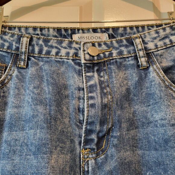 Misslook denim size 2xl  with whiteness and raggedness. - Picture 2 of 11